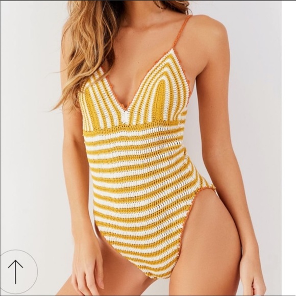 UO bodysuit - Picture 2 of 4